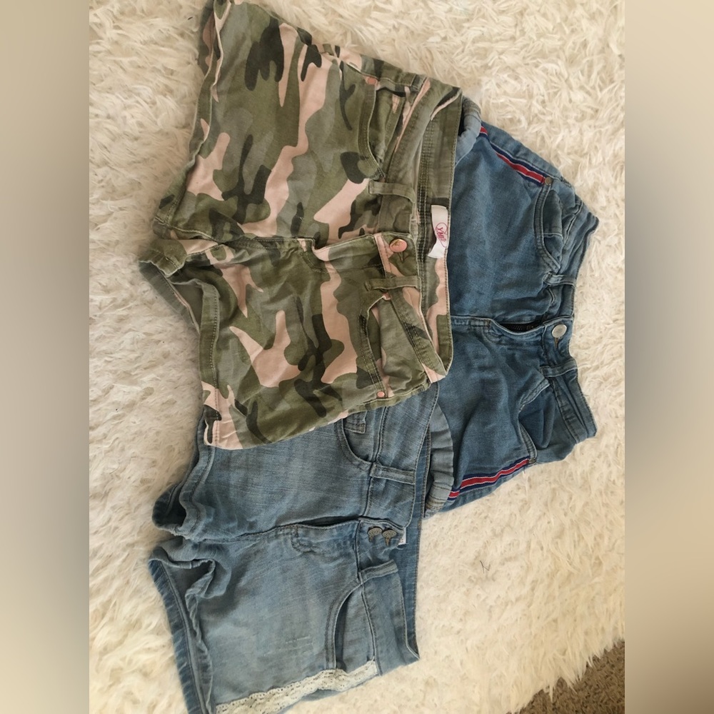 *BUNDLE* three kids Jean shorts all the same size, 9-12